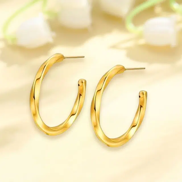 999