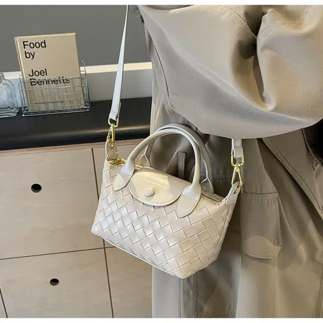 小熊依恋/托特单肩包 流行通勤 手提包 时尚百搭 斜挎包 大容量包包