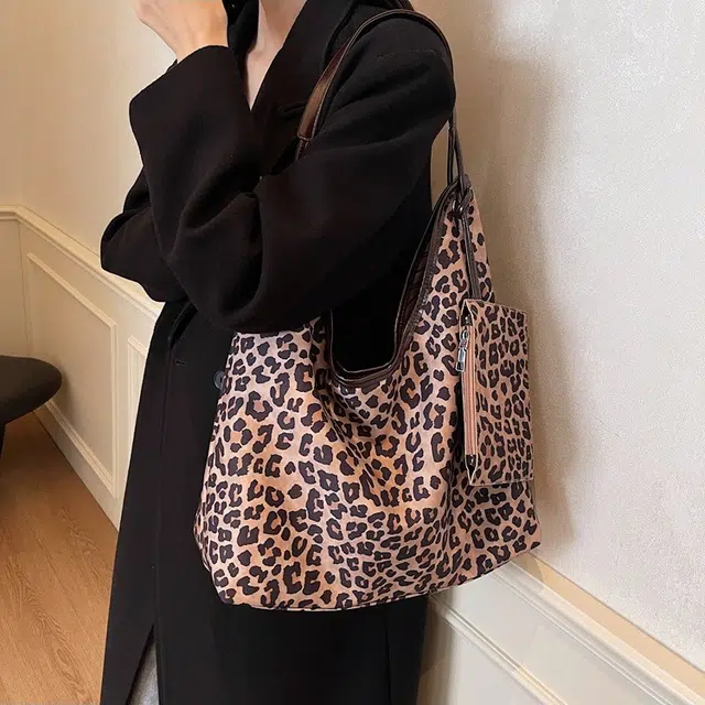 ERANGBEAR Tote