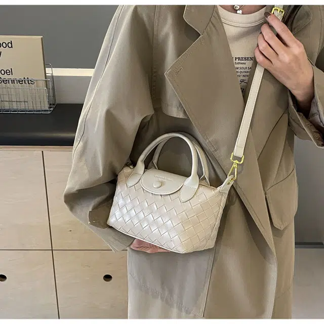 小熊依恋/托特单肩包 流行通勤 手提包 时尚百搭 斜挎包 大容量包包