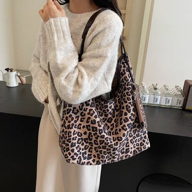 ERANGBEAR Tote
