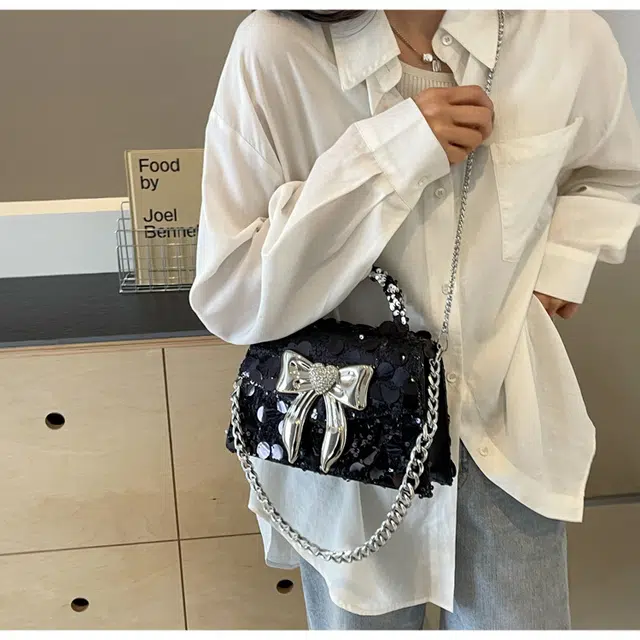 小熊依恋/新款 闪亮不灵宴会金属亮片蝴蝶结时尚手提 单肩斜挎包 女款 多色