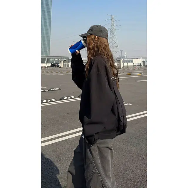 悍戈 美式高街复古无性别潮流宽松百搭垫肩纯色夹克外套 男女同款