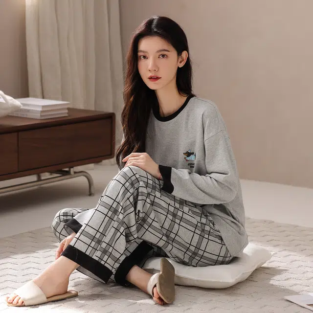 芬腾可安 春秋柔软带杯垫设计少女感慵懒宽松显瘦百搭亲肤家居服睡衣套装 女款