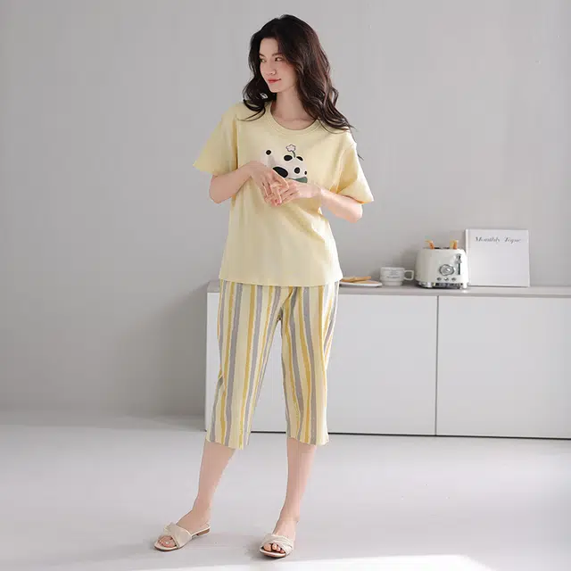 芬腾可安 韩版休闲时尚舒适透气简约带胸垫微弹显瘦短袖七分裤居家服睡衣套装 女款 黄色