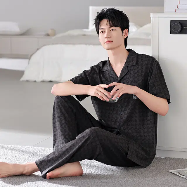 芬腾可安 透气时尚简约休闲短袖可外穿亲肤细腻家居服睡衣套装 男款 黑色