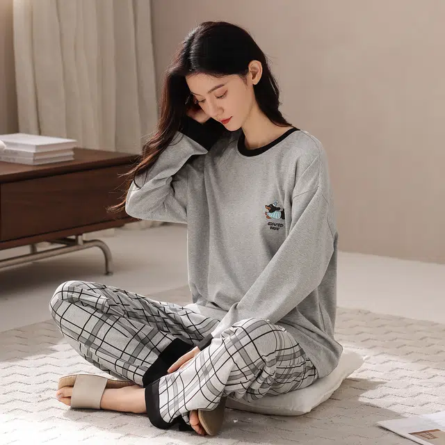 芬腾可安 春秋柔软带杯垫设计少女感慵懒宽松显瘦百搭亲肤家居服睡衣套装 女款