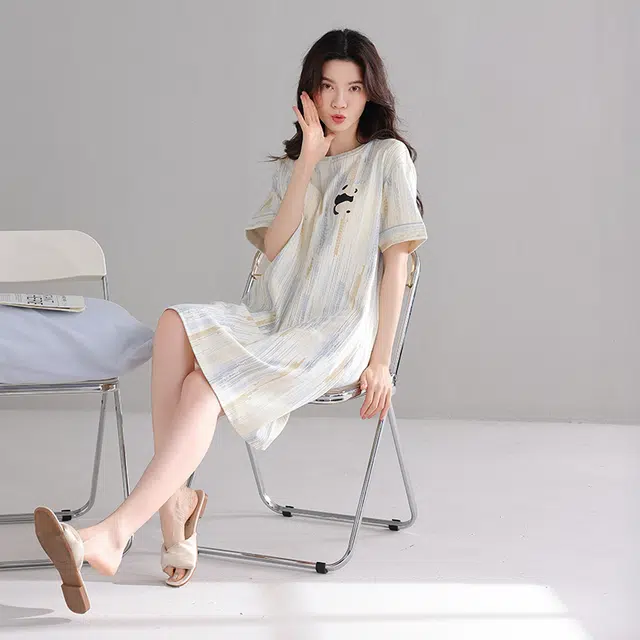 芬腾可安 纯棉亲肤韩版舒适时尚圆领短袖睡裙 女款 杏色