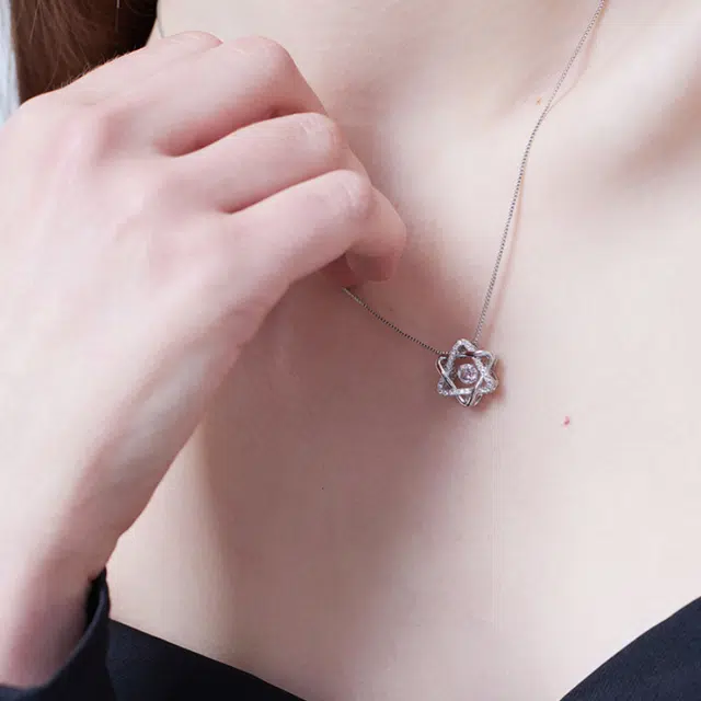 炽热 跳动的心闪钻六芒星 铜镀白金 项链 女款