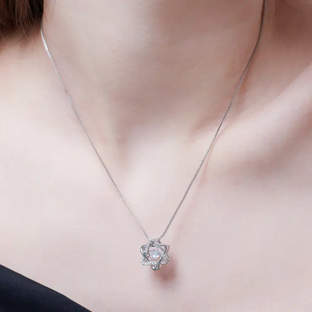 炽热 跳动的心闪钻六芒星 铜镀白金 项链 女款