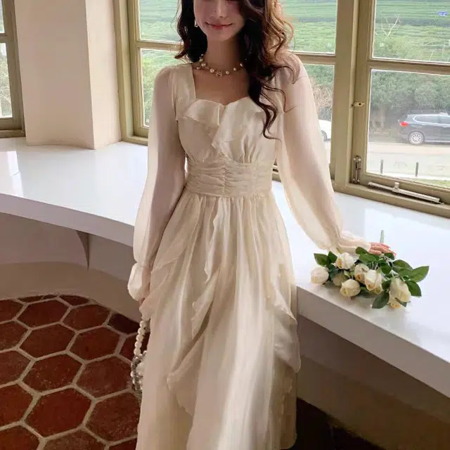 玉儿恋 掌上明珠 法式百搭休闲简约甜美森系仙女荷叶边纯色宽松气质方领收腰温柔仙女中长款长袖连衣裙 女款 杏色