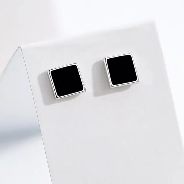 S925