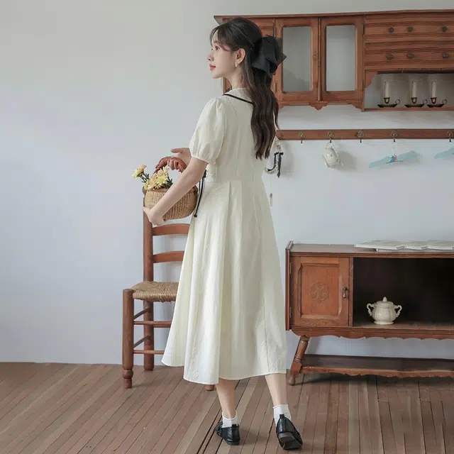 困住大象 娃娃领新中式高腰短袖连衣裙 女款 白色