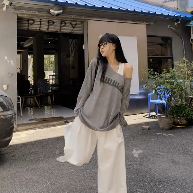 MTHE ootd T