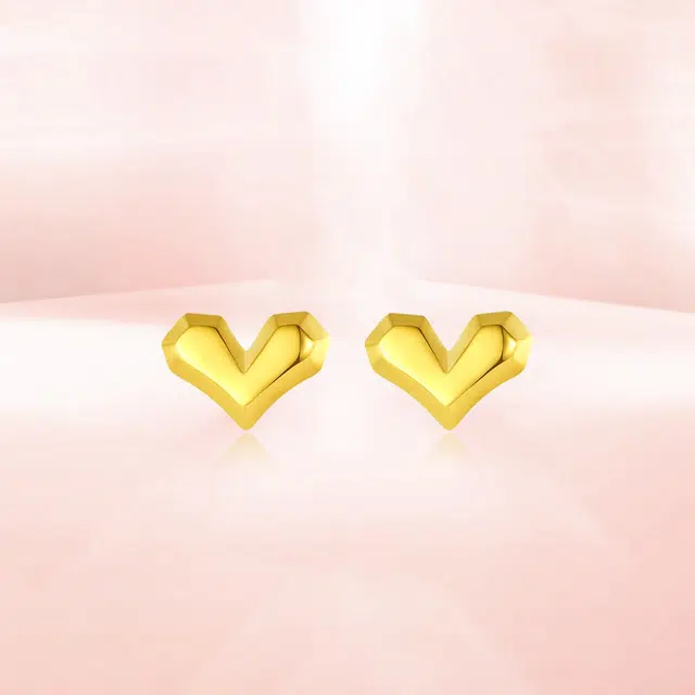999