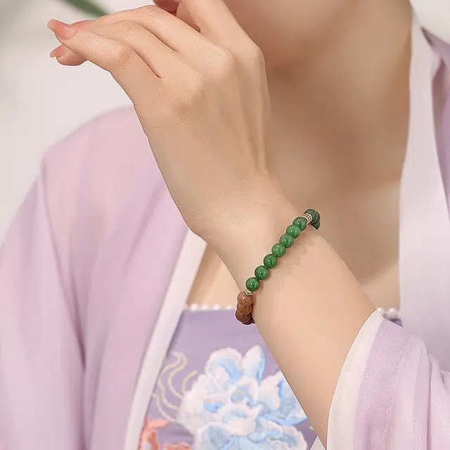 翠王妃 一生一世 精致温润 优雅高级感甜蜜 和田玉手串 碧玉 男女同款情侣款