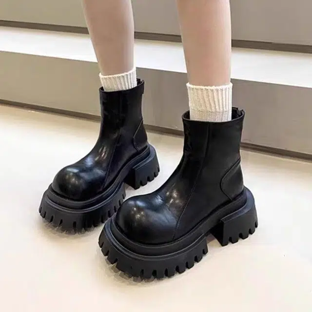 黑恐龙 超纤皮 百搭 大头马丁靴 女