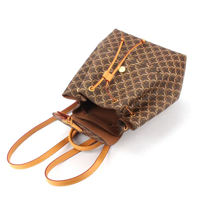 AQUASCUTUM PVC