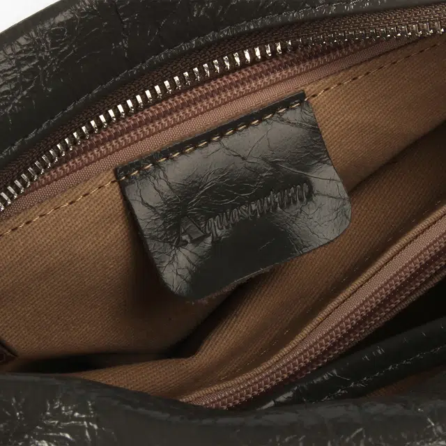 AQUASCUTUM