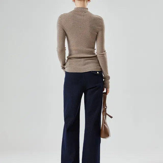 NINE WEST