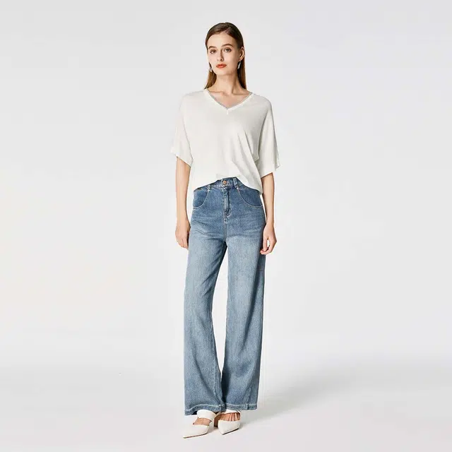 NINE WEST V T