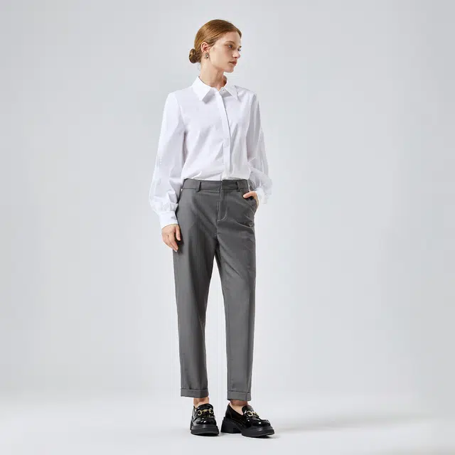 NINE WEST