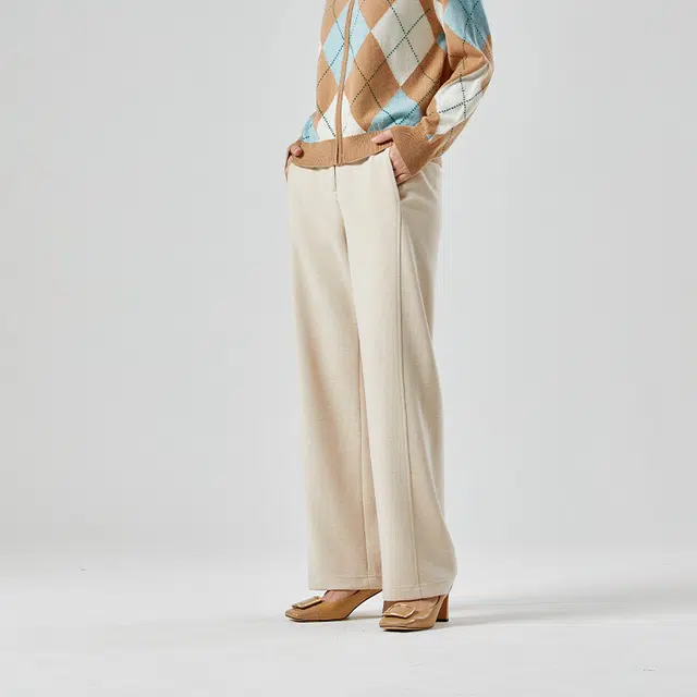 NINE WEST