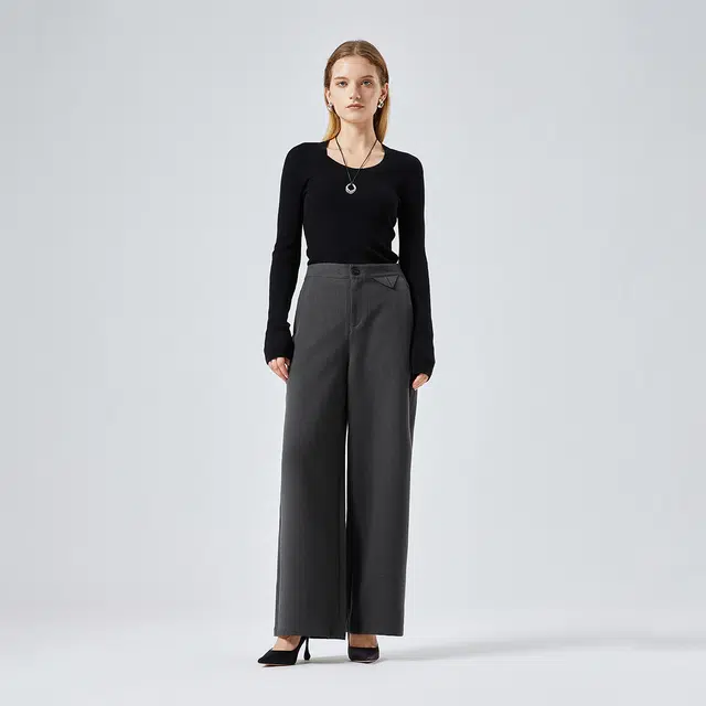 NINE WEST