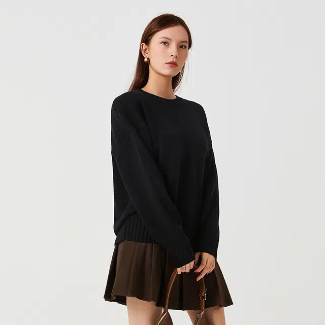 NINE WEST