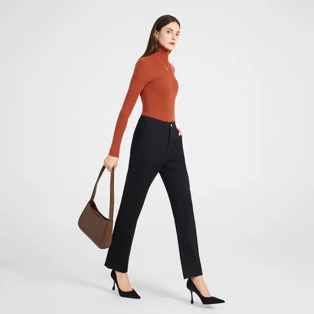 NINE WEST