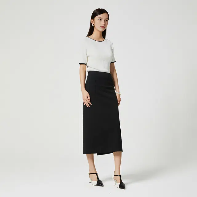 NINE WEST