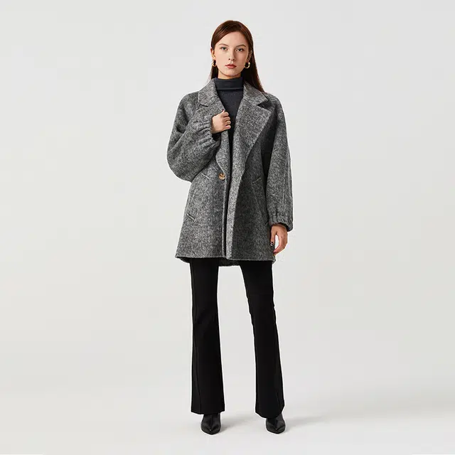 NINE WEST