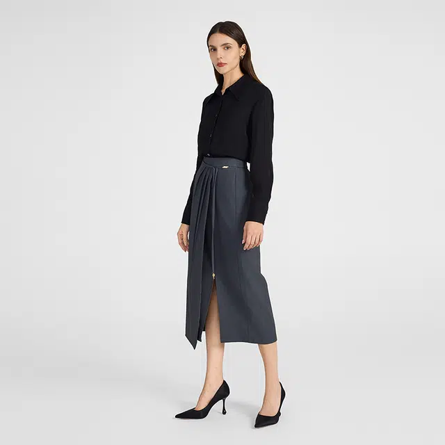 NINE WEST