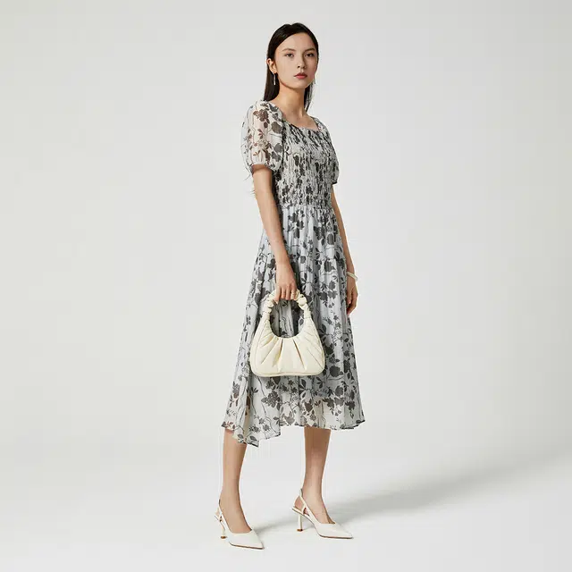 NINE WEST