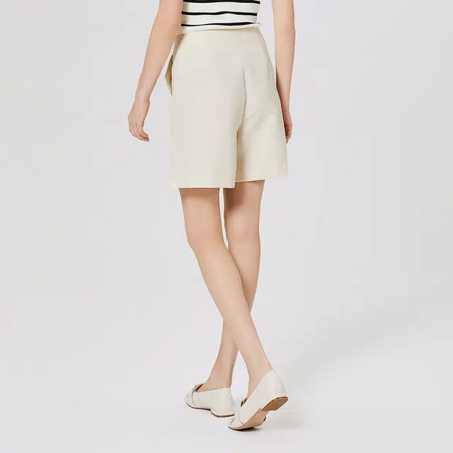 NINE WEST