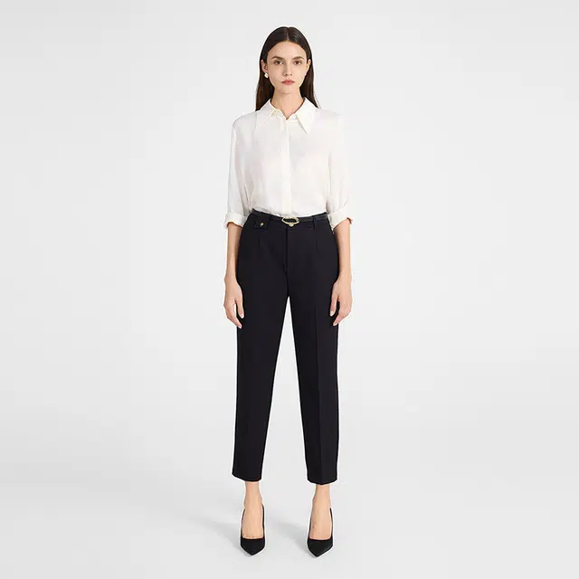 NINE WEST