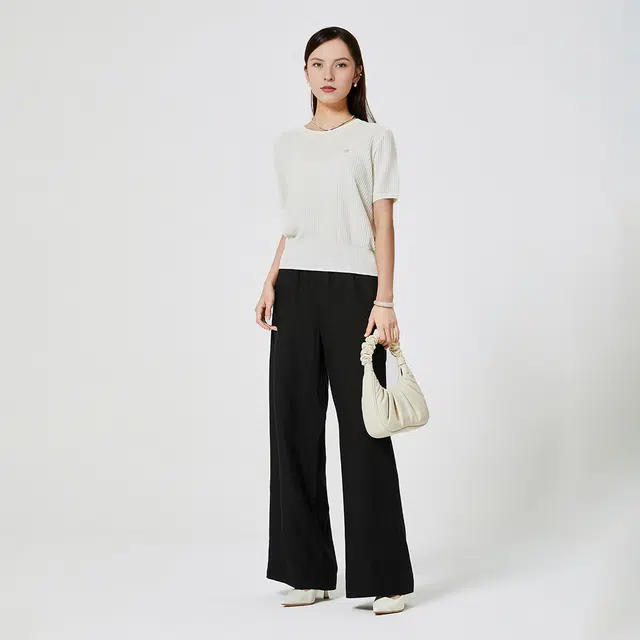 NINE WEST