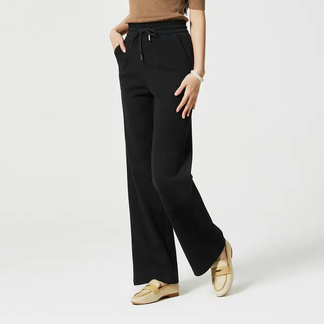 NINE WEST