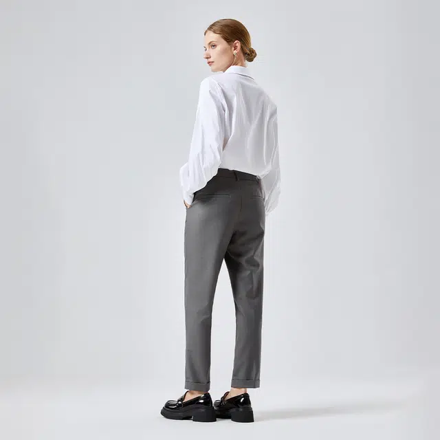 NINE WEST