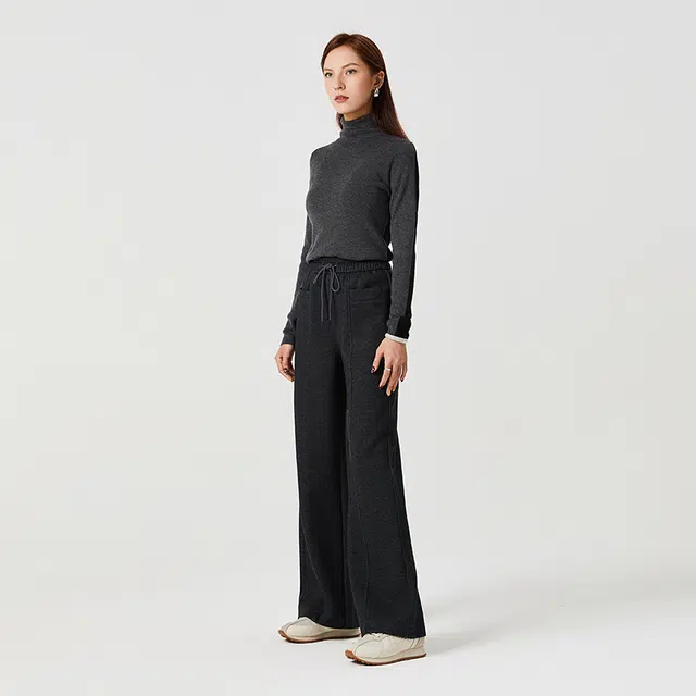 NINE WEST