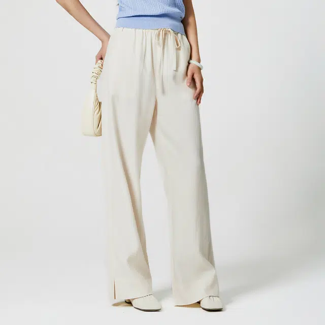 NINE WEST