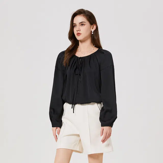 NINE WEST