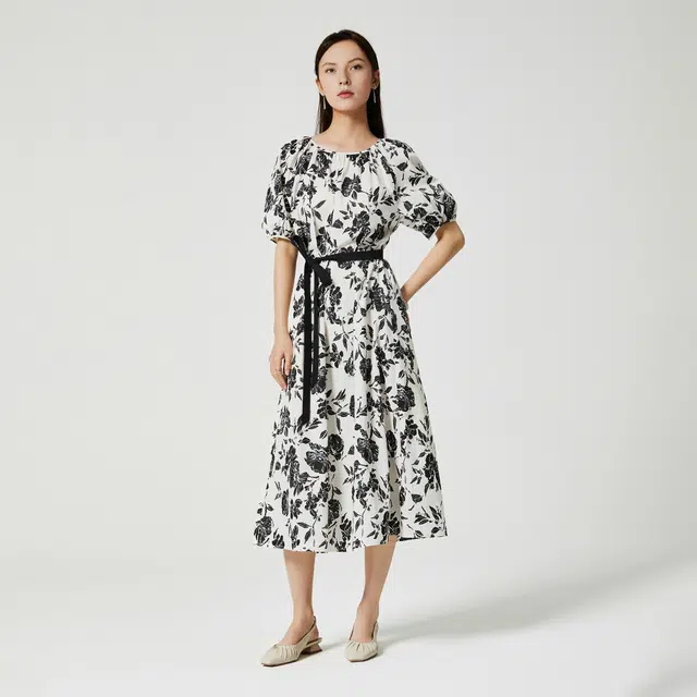 NINE WEST