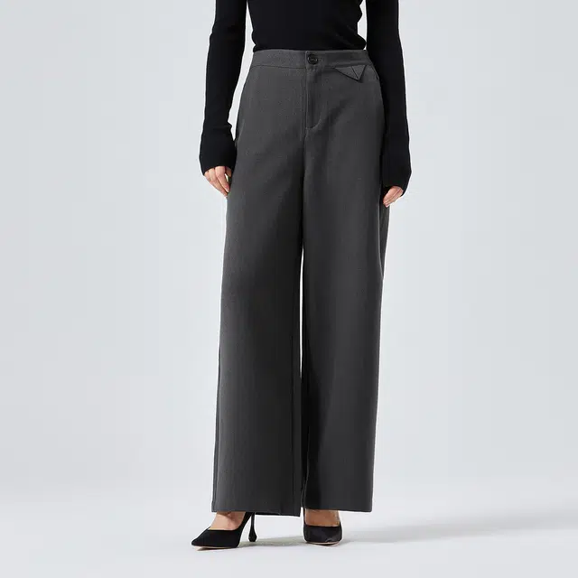 NINE WEST