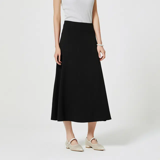 NINE WEST