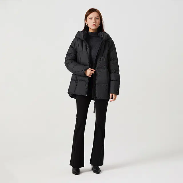 NINE WEST