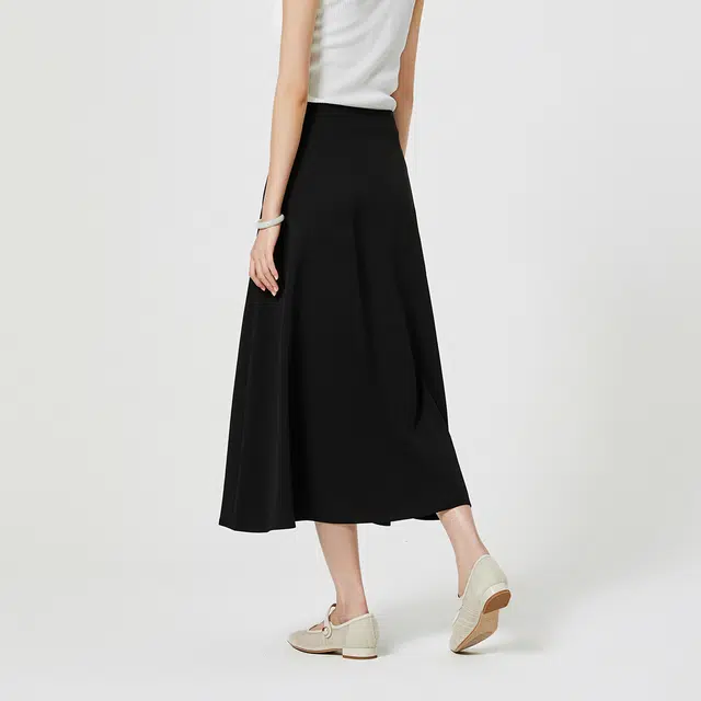 NINE WEST