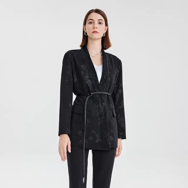 NINE WEST