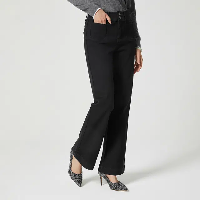 NINE WEST