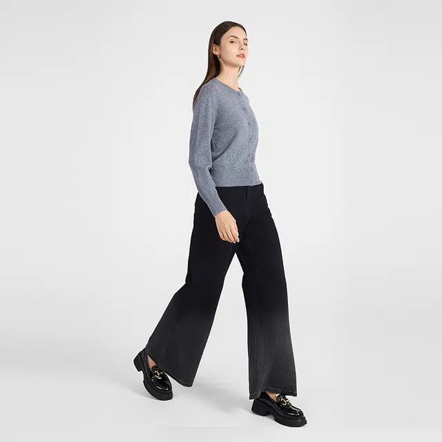 NINE WEST